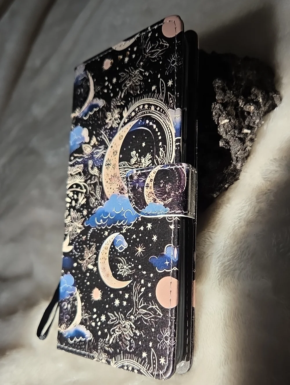 Galaxy S9 Plus Celestial Themed Folio Wallet Case. NIP.